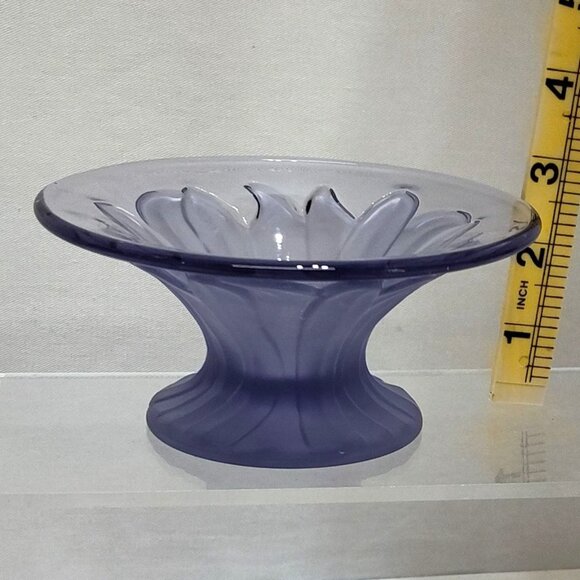 Viking Glass Co. Purple Art Deco Frosted Flower Pedestal Bowl Handmade USA VTG - Picture 9 of 9